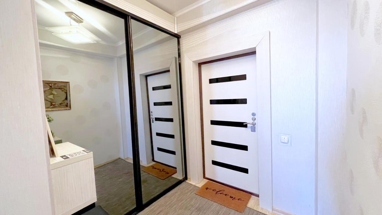 Apartament De Lux Cu 2 Camere Si Living Кишинёв Экстерьер фото